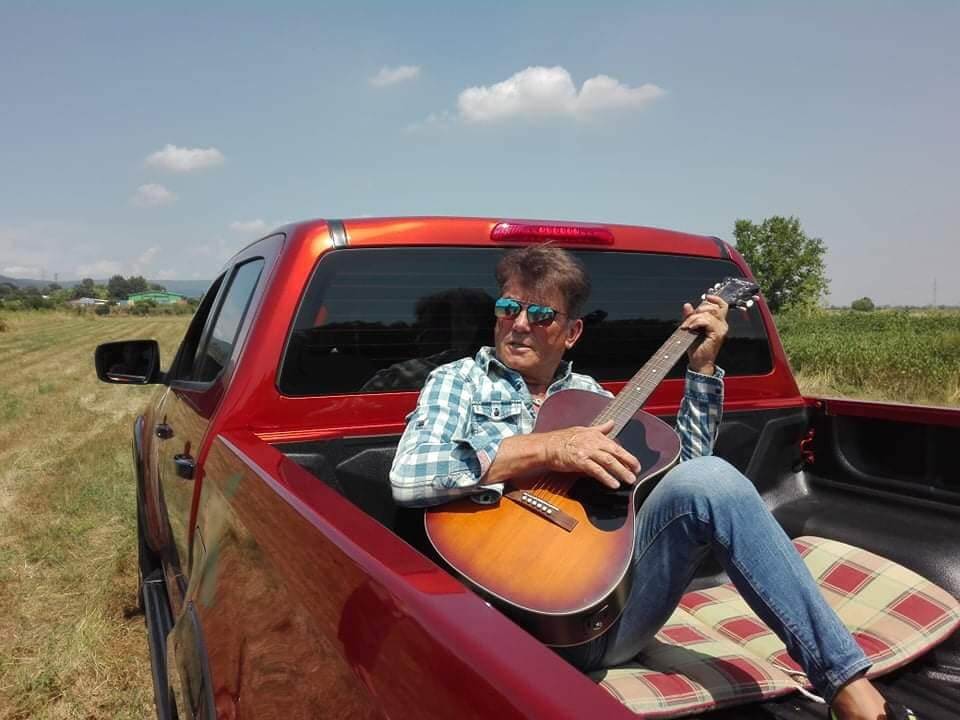 Read more about the article Delhusa Gjon születésnapja